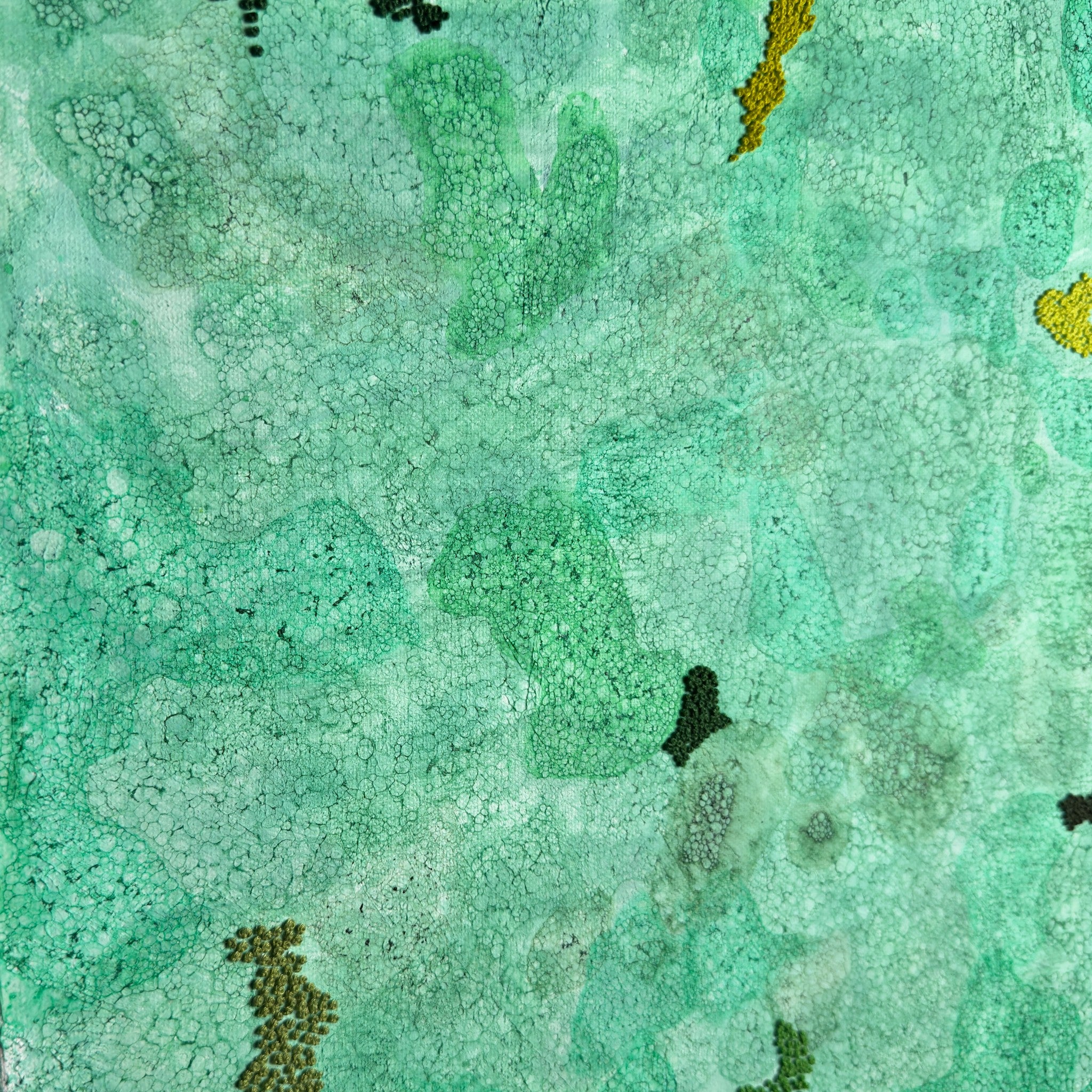 KNOTTY MOSS - 20x20"